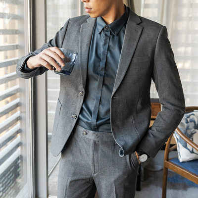 休闲小西装搭配简单时尚图片攻略1